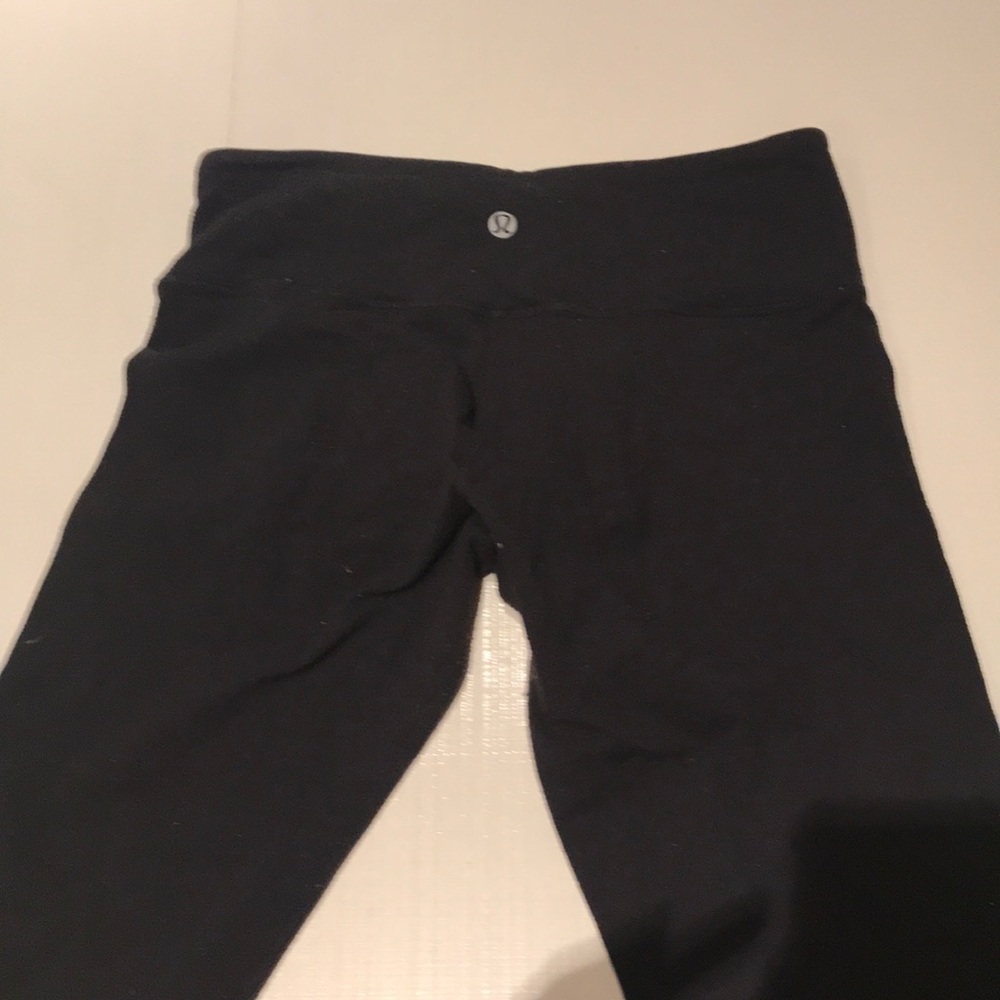 Black lululemon full length leggings